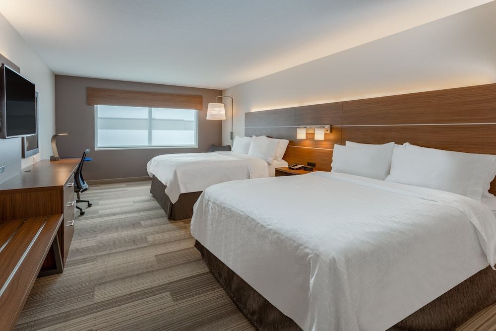 Standard Room, 2 Queen Beds, Accessible (Roll-In Shower)