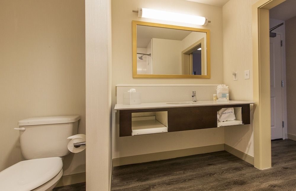 undefined Homewood Suites Houston Downtown 10