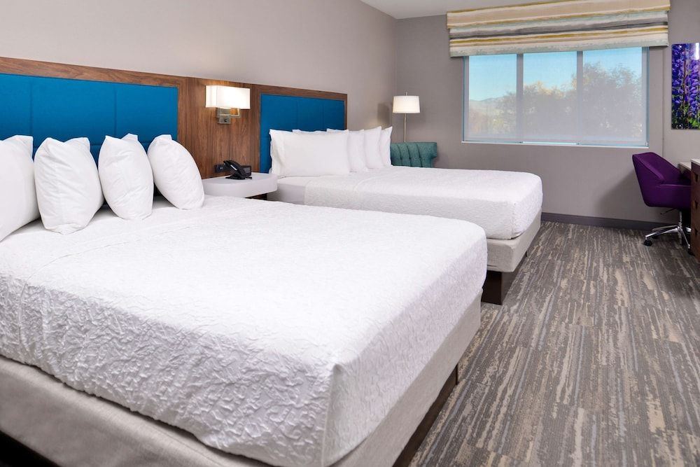 Room, 2 Queen Beds, Non Smoking