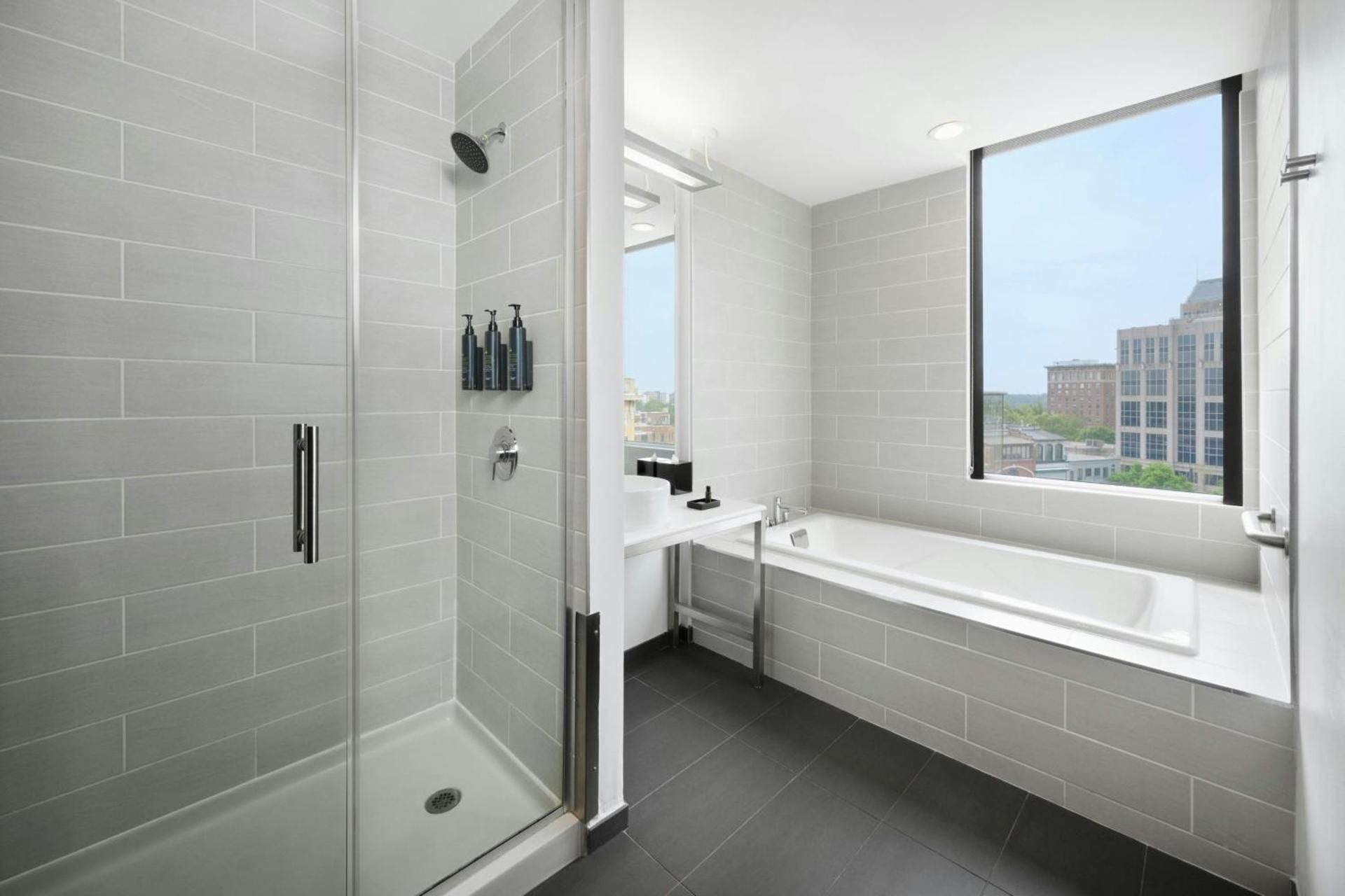 King Suite - Hearing Accessible