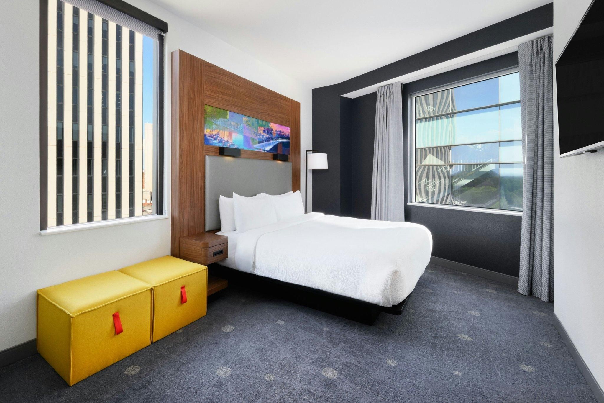 Smaller Suite, 1 King