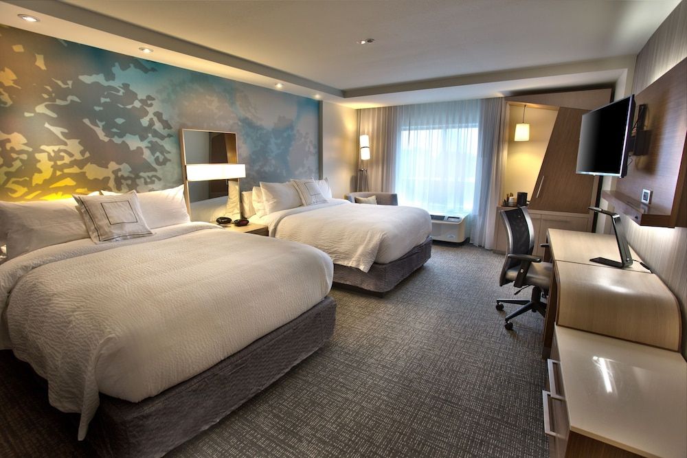 Room, 2 Queen Beds, Non Smoking