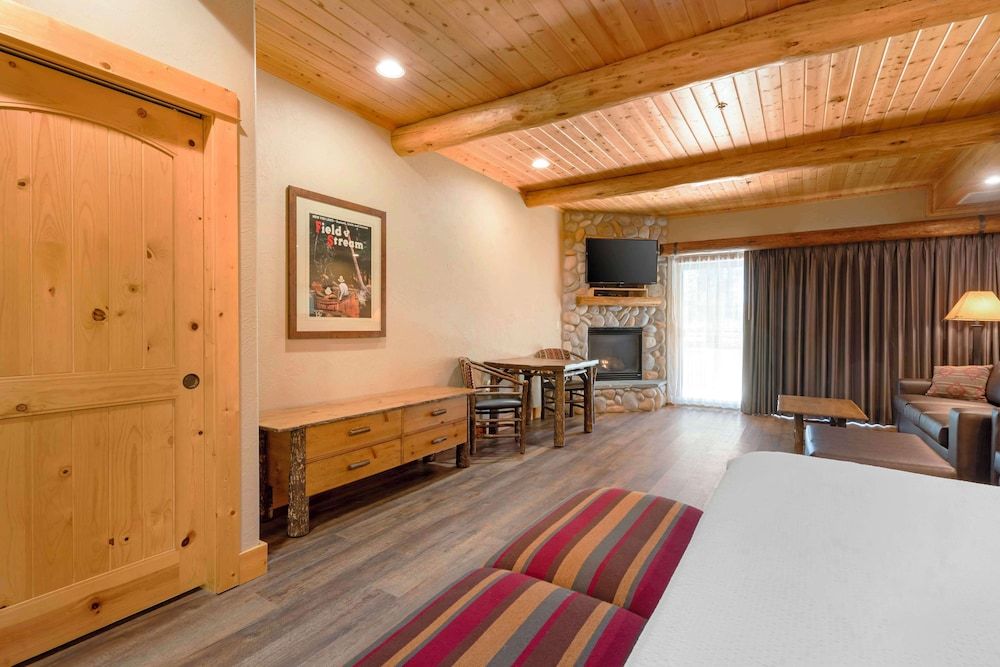 Best Western Ponderosa Lodge