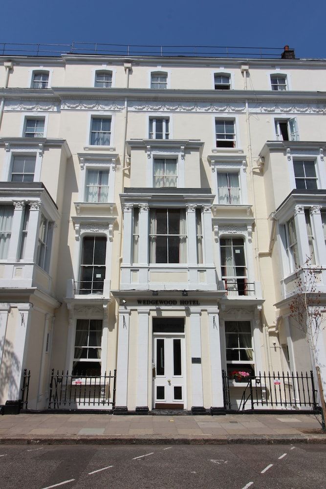 undefined Wedgewood Hotel 3