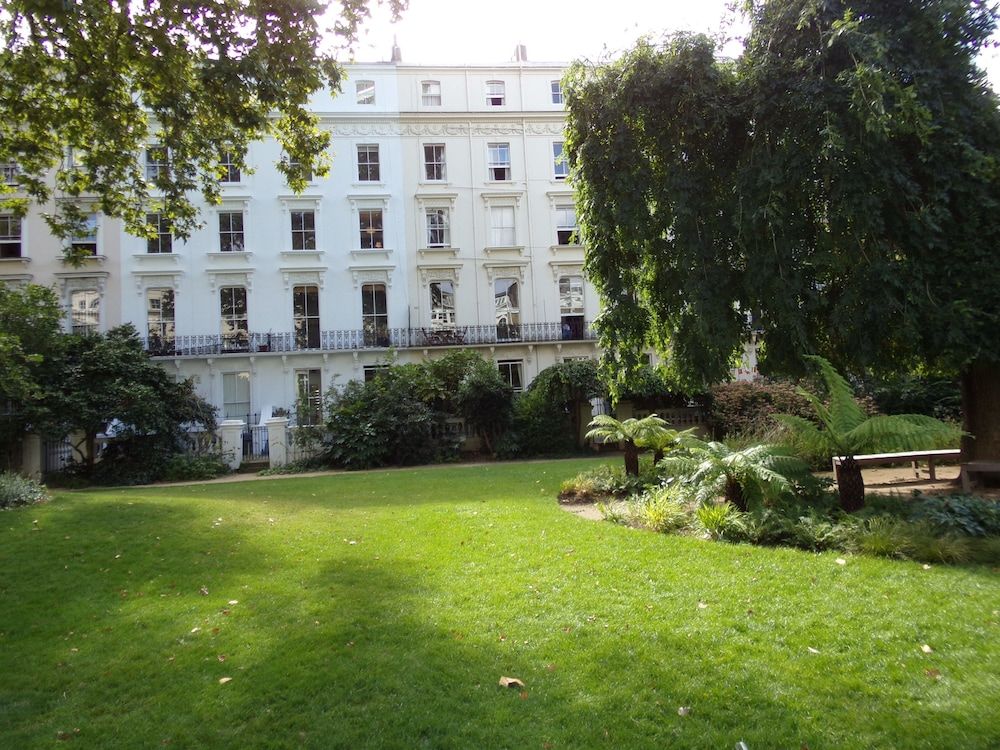 undefined Wedgewood Hotel 8