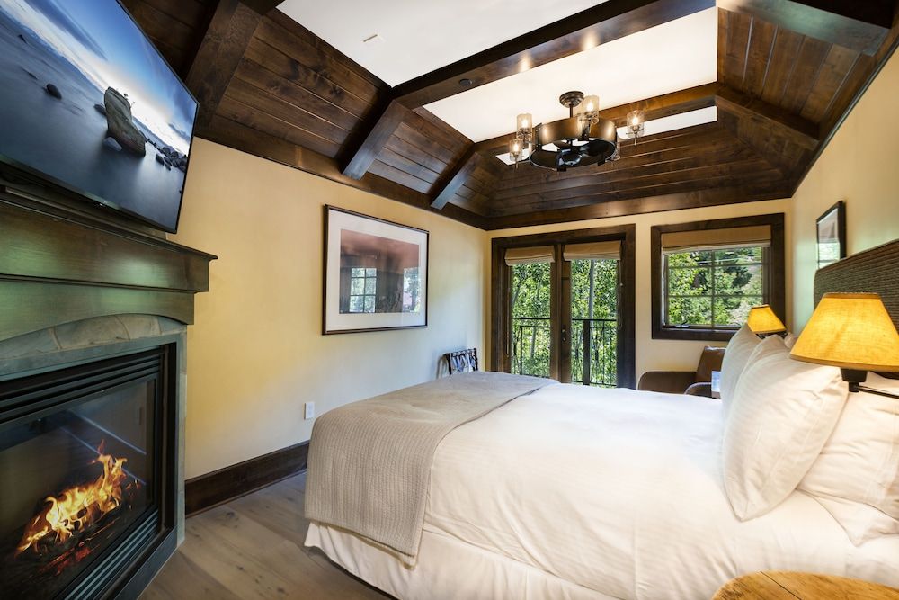 Standard Room, 1 Queen Bed, Mountain View