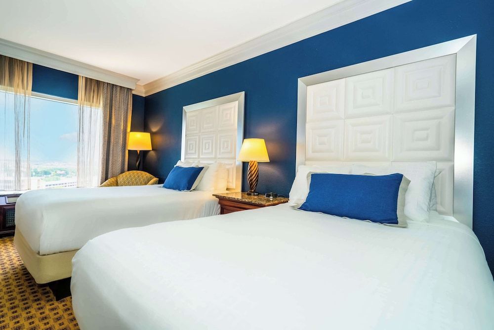 Rosen Plaza on International Drive Standard Room, 2 Double Beds 3