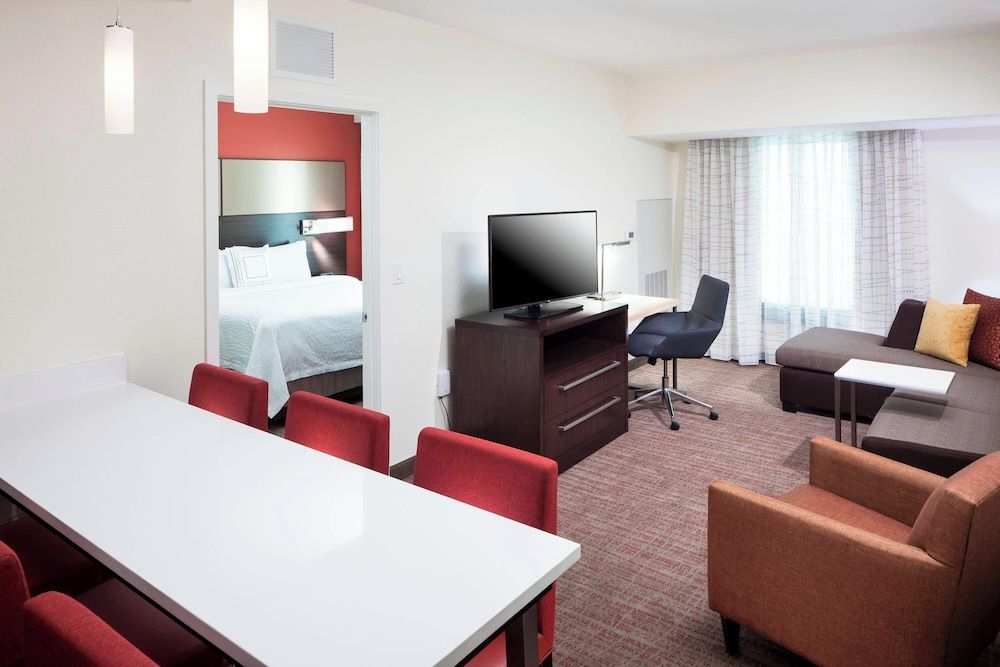 Studio Suite, 1 King Bed with Sofa bed, Non Smoking (Hearing Accessible)