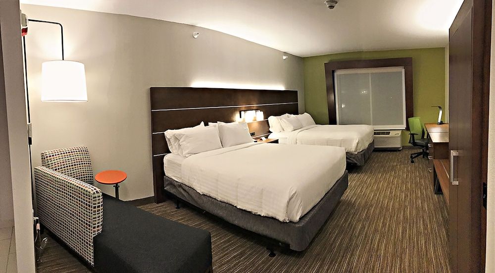 Standard Room, 2 Queen Beds, Accessible, Non Smoking (Comm, Mobil, Access Tub)