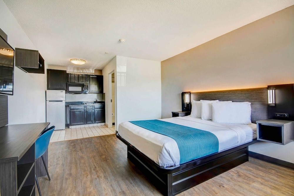 Studio 6 Ocean Springs, MS