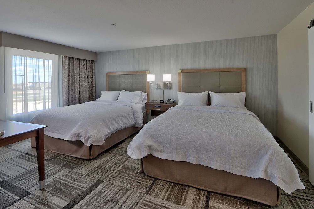 Studio Suite, 2 Queen Beds, Non Smoking, Refrigerator & Microwave