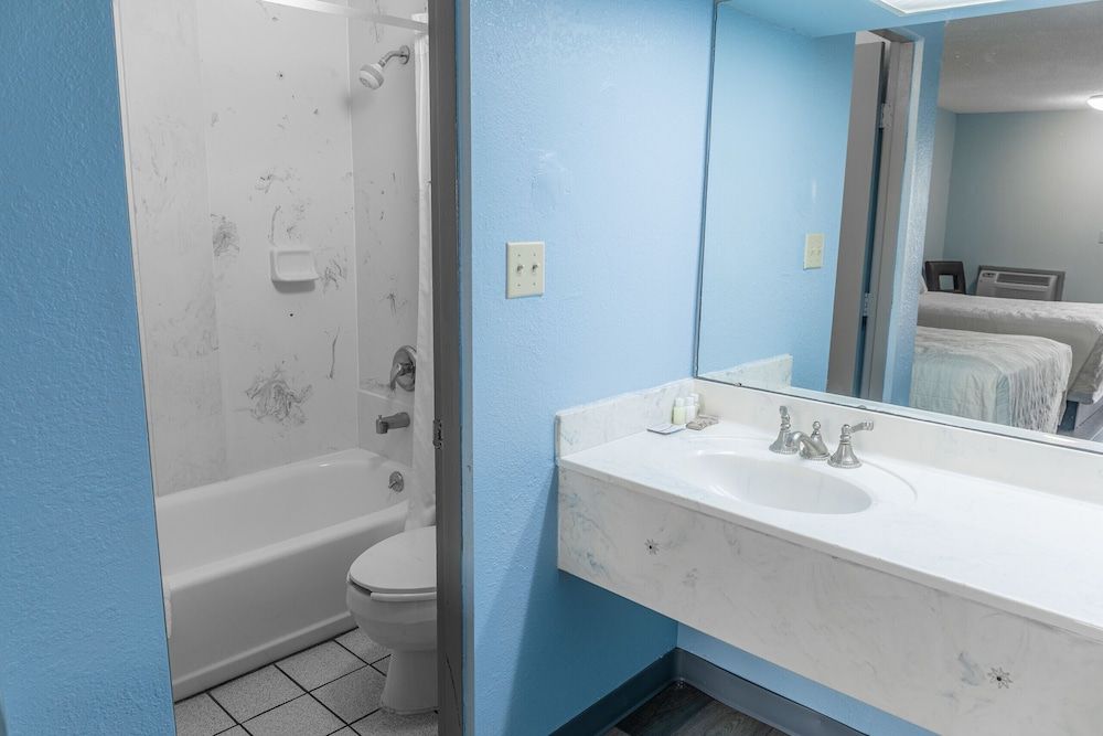 Sandcastle Inn Standard Double Room, Non Smoking 6