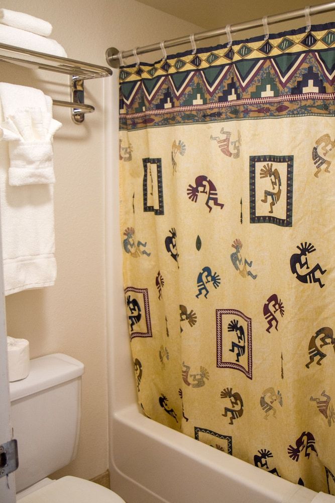 Hopi Cultural Center Room, 2 Double Beds 5