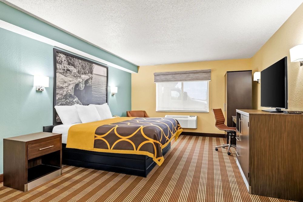 Room, 1 King Bed, Non Smoking