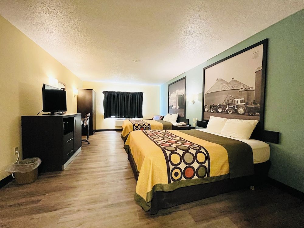 Room, 2 Queen Beds, Non Smoking