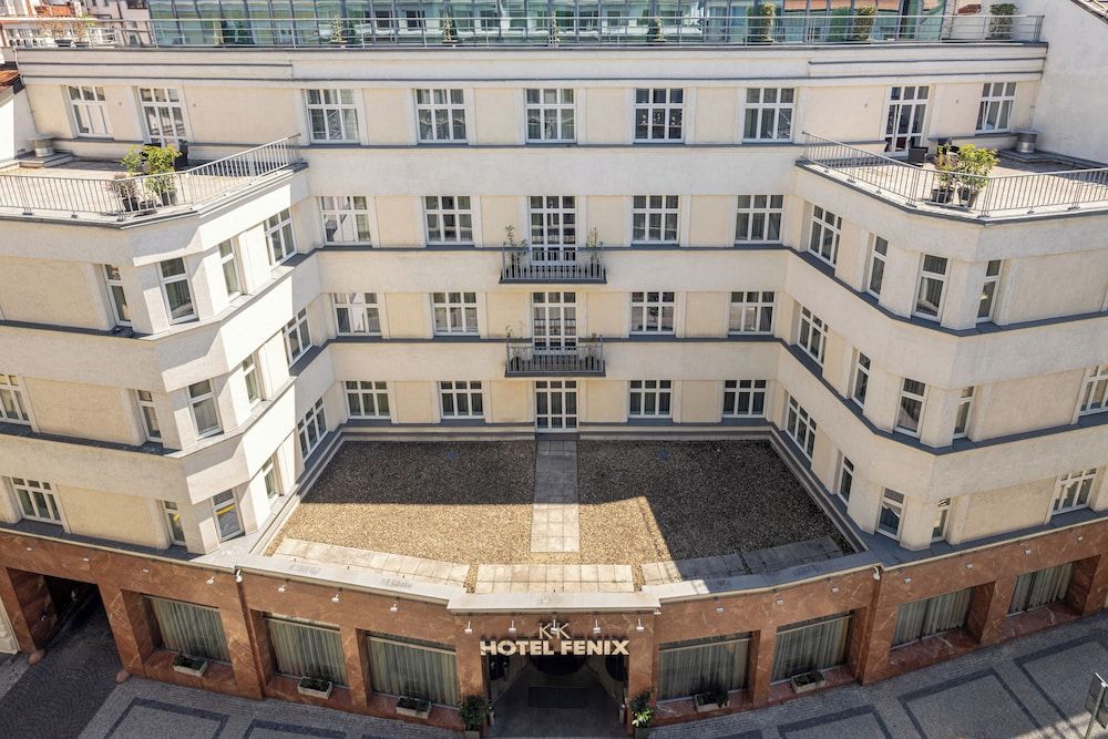 undefined K+K Hotel Fenix 6