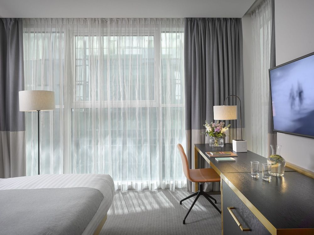 K+K Hotel Fenix Small Double 9