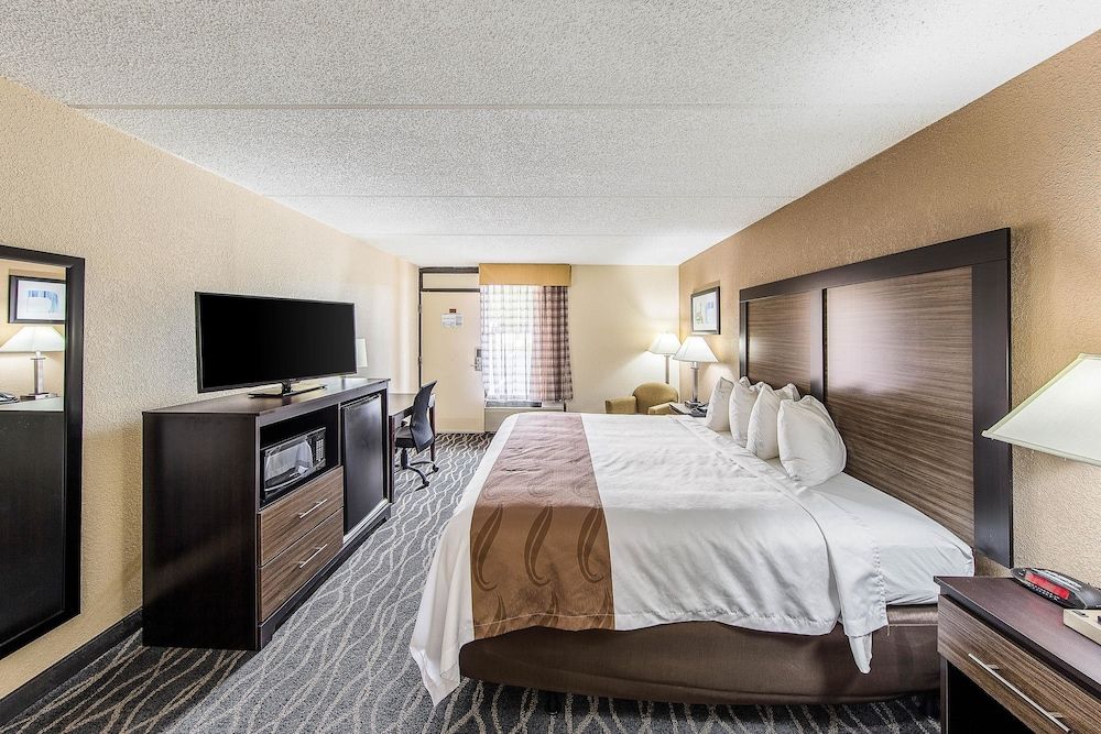 Room, 1 King Bed, Accessible, Non Smoking