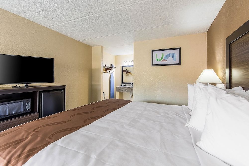 Standard Room, 1 King Bed, Non Smoking
