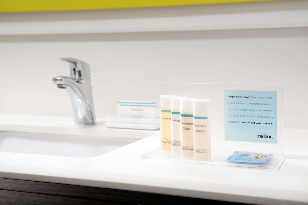 undefined Hampton Inn Miami - Airport East, FL 9