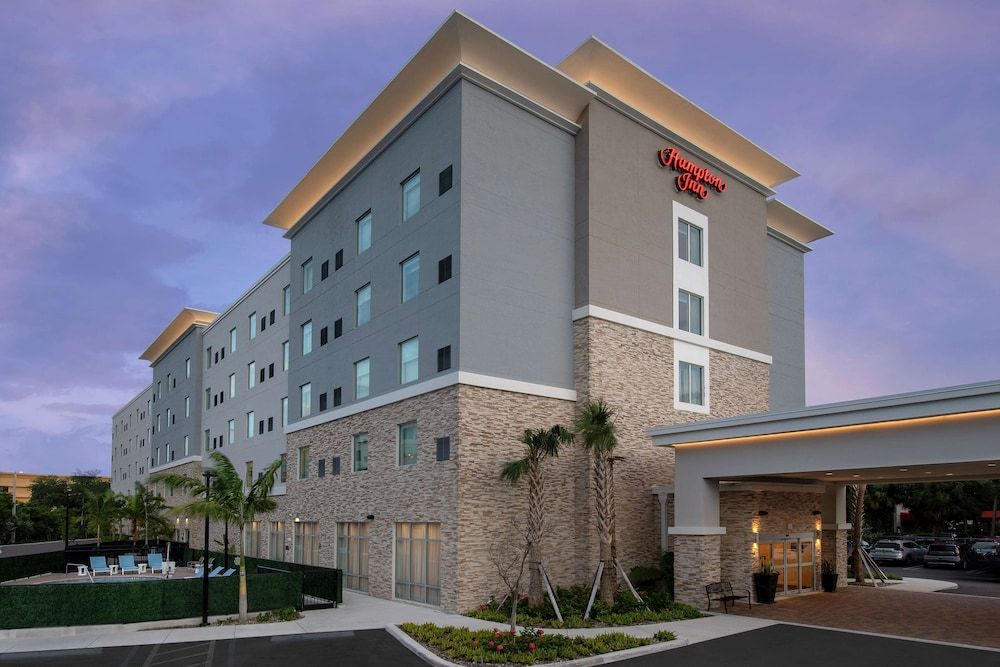 undefined Hampton Inn Miami - Airport East, FL