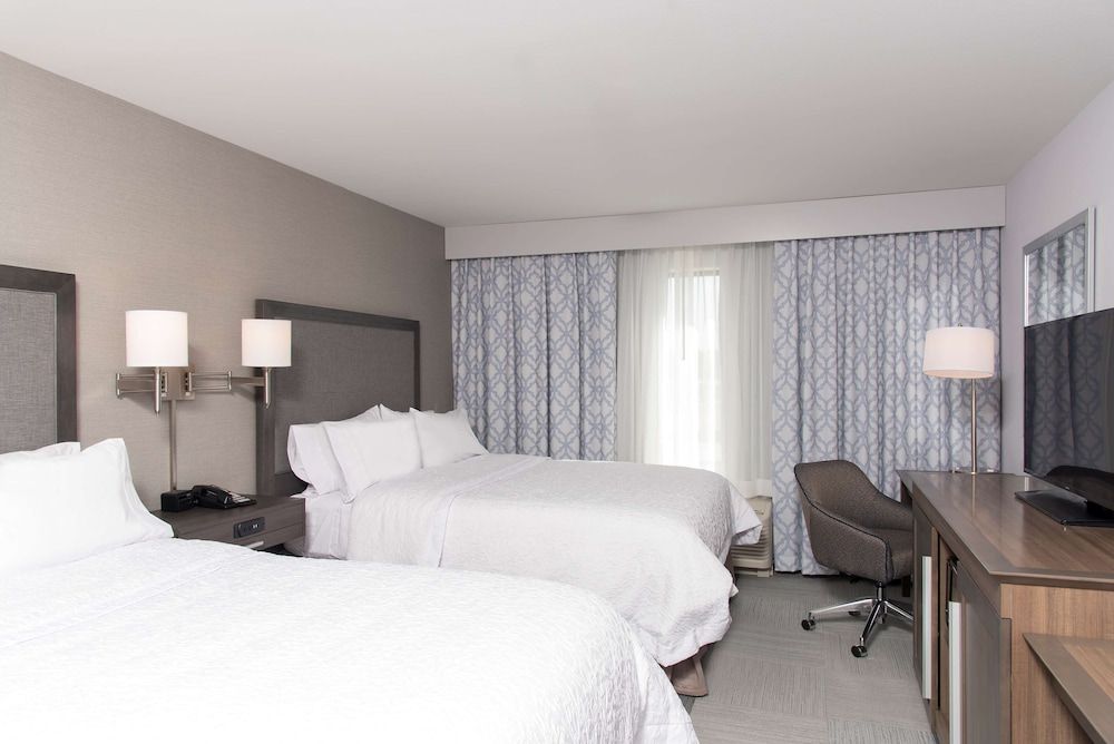 Room, 2 Queen Beds, Accessible, Non Smoking (Hearing Impaired)