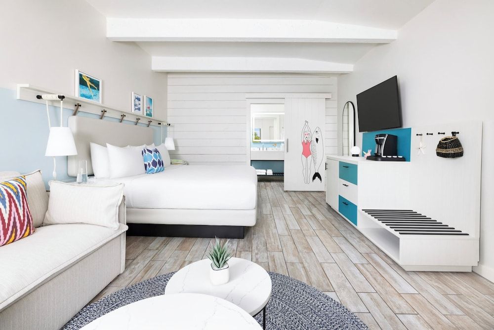 undefined Blue Flamingo Resort Key West 4