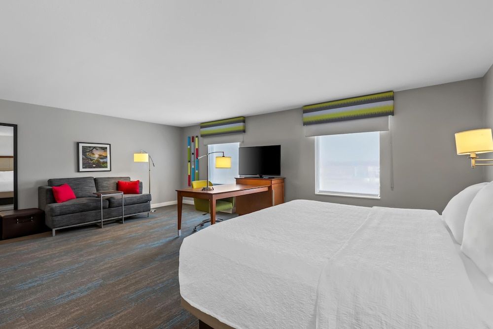 Studio, 1 King Bed, Accessible, Non Smoking (Hearing Impaired)