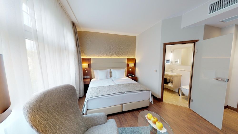 Hotel Oranien Wiesbaden Classic Double Room