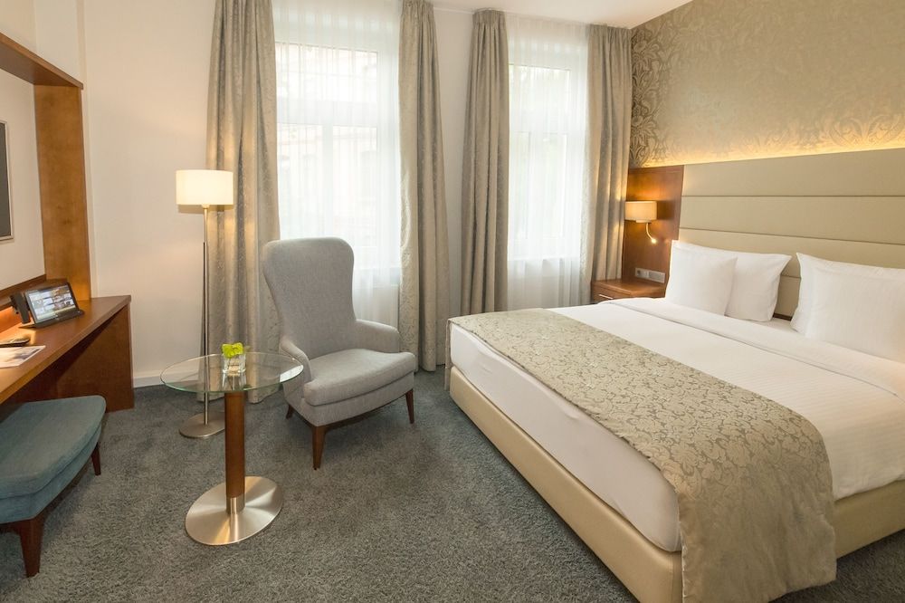 Hotel Oranien Wiesbaden Comfort Single Room 3