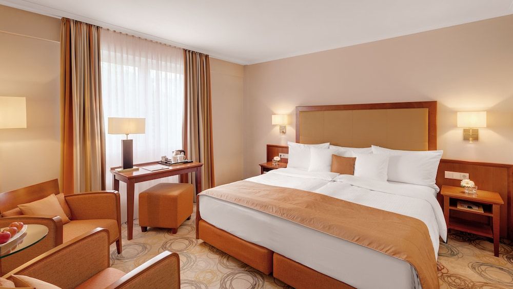 Hotel Oranien Wiesbaden Comfort Double Room 2