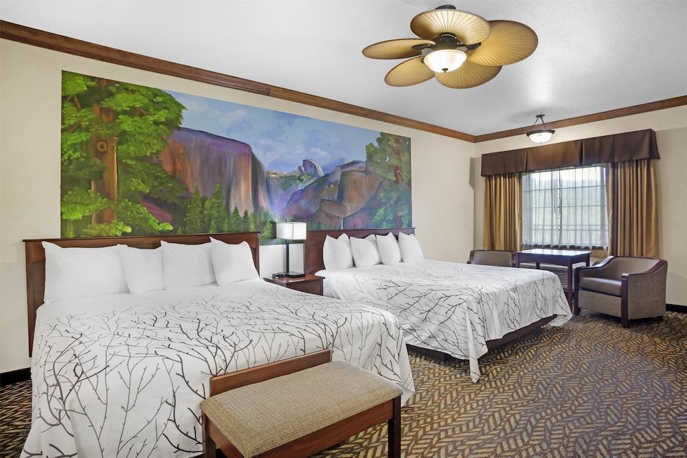 Best Western Plus Yosemite Gateway Inn Standard Room, Multiple Beds, Non Smoking
