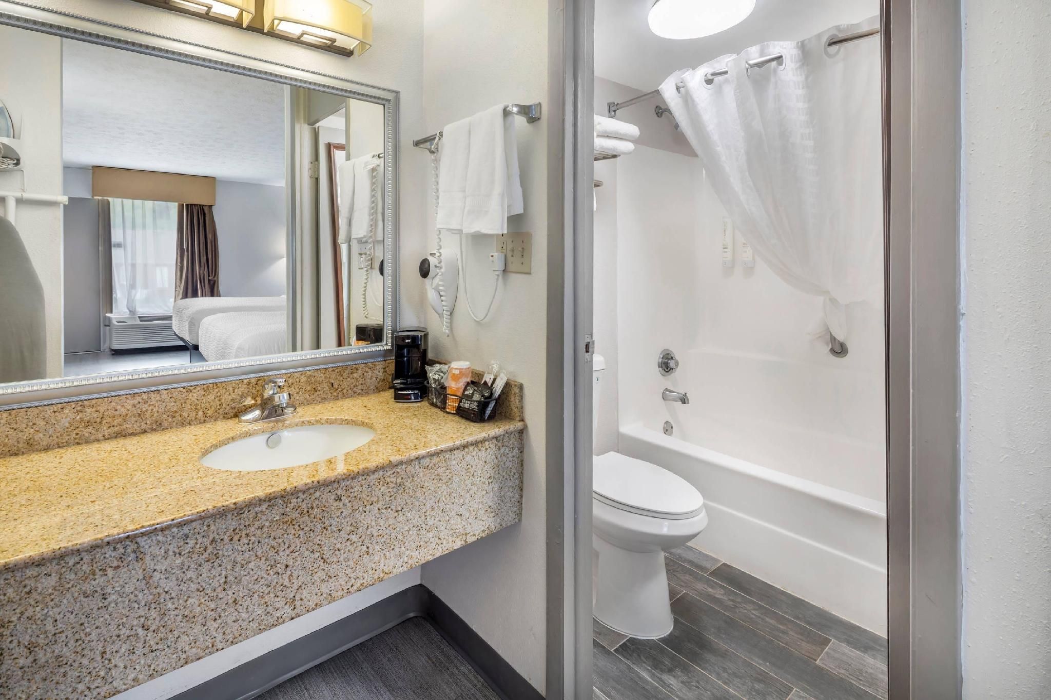 2 Queen Beds, Nonsmoking