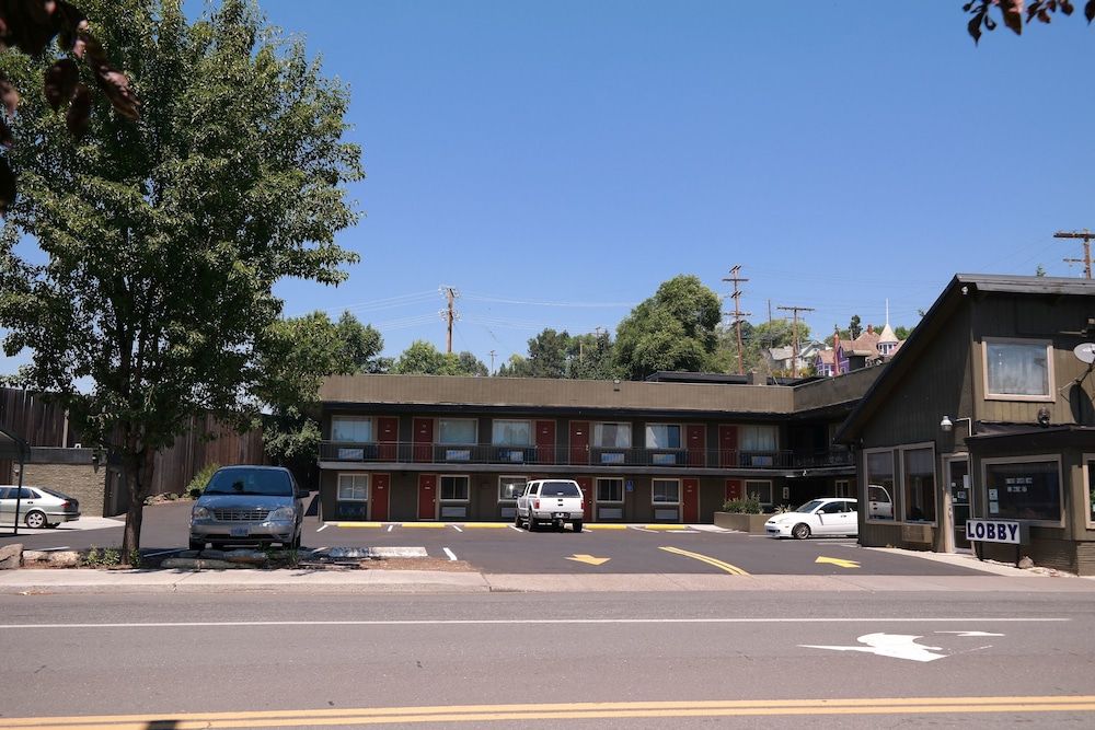 River Park Inn