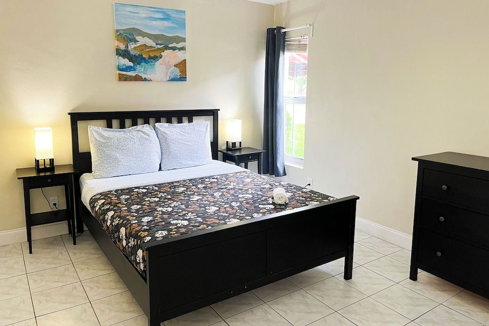 Sunny Isles Apartments Classic Apartment, 2 Bedrooms 6