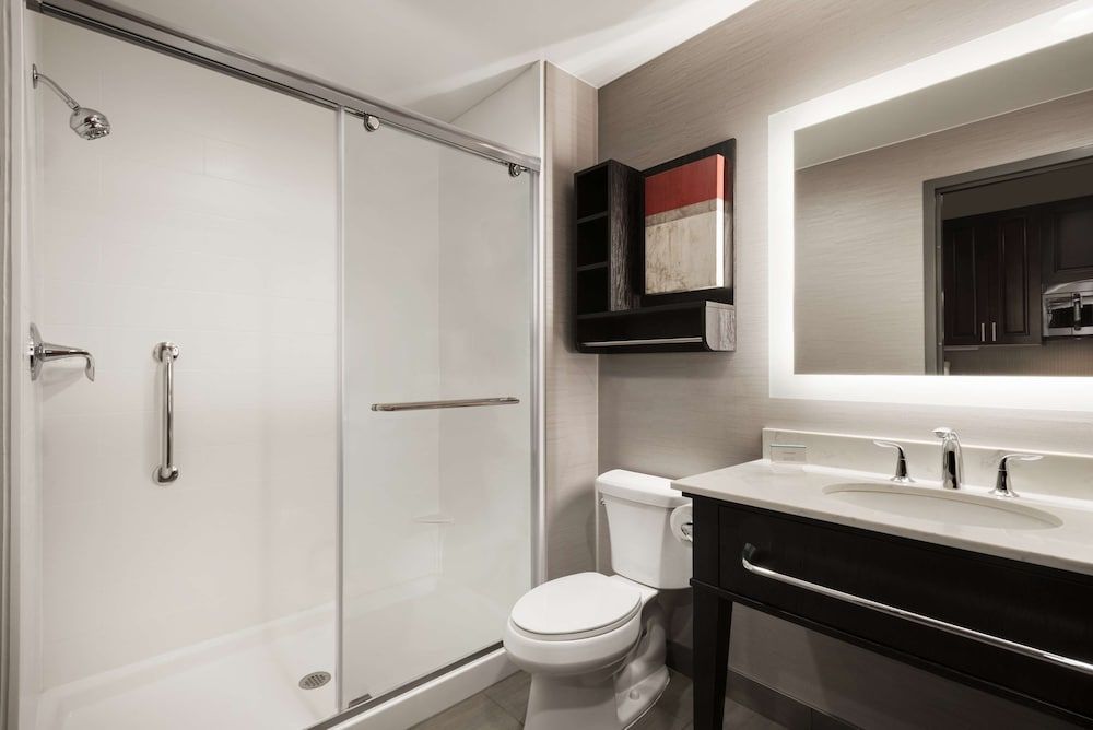 Suite, 2 Queen Beds, Accessible, Non Smoking (Hearing)