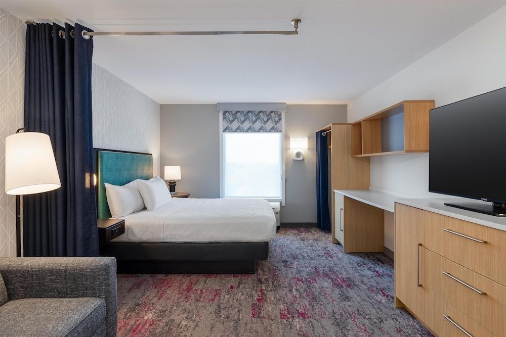 Studio, 1 King Bed, Accessible (Hearing)