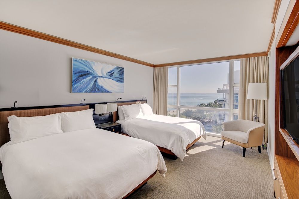Luxury Apartment, 1 Bedroom, Partial Ocean View (2 Queen Beds)