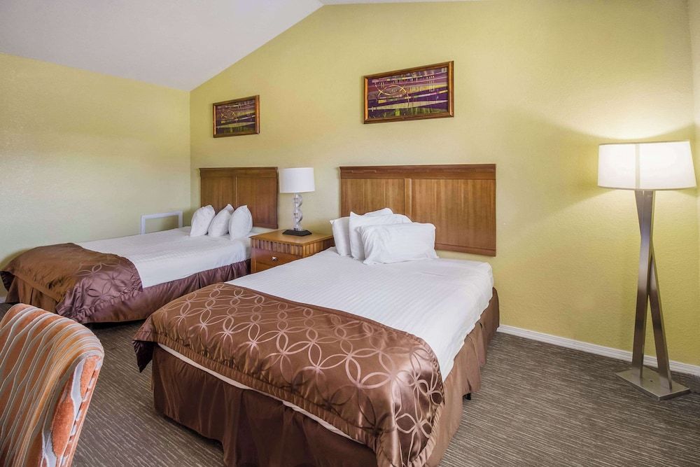 Rodeway Inn Casper Standard Room, 2 Queen Beds, Non Smoking 3