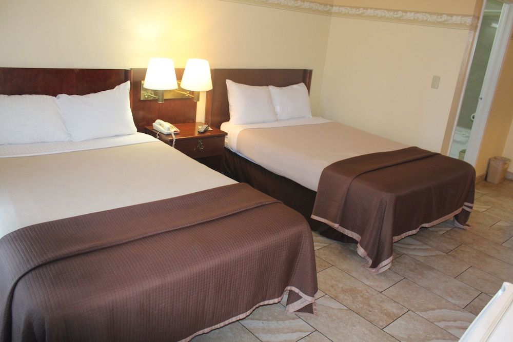 Shalimar Hotel of Las Vegas Room, 2 Double Beds 2