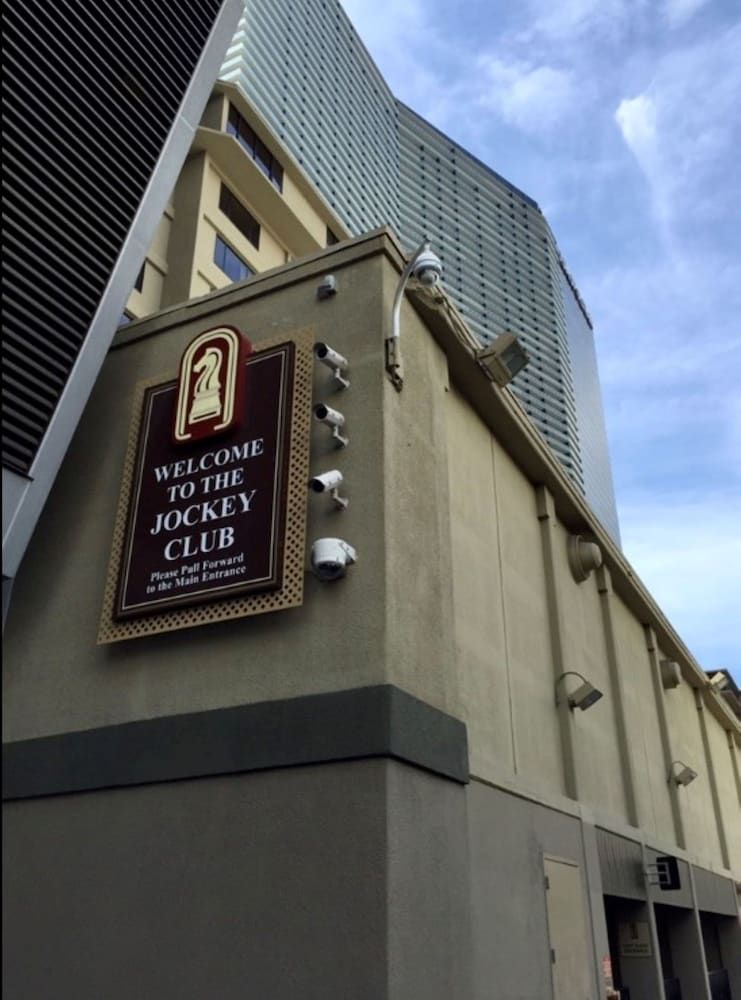 undefined GetAways at Jockey Club 7