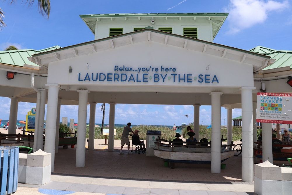 undefined Ocean Mile Hotel 6