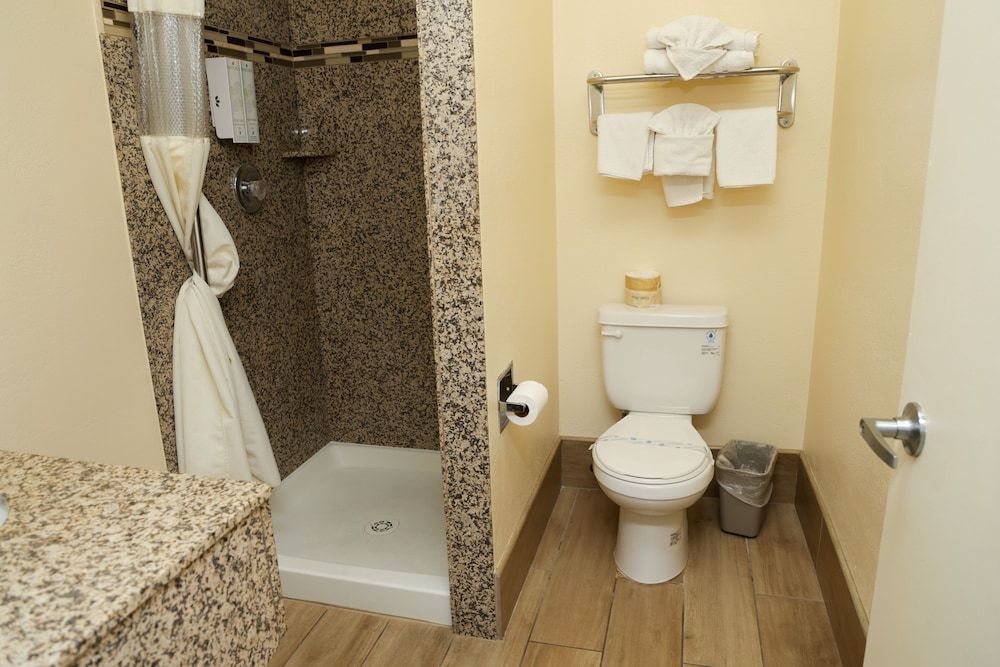 Silver Surf Motel Standard Room, 1 Queen Bed 7