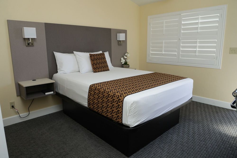 Silver Surf Motel Standard Room, 1 Queen Bed