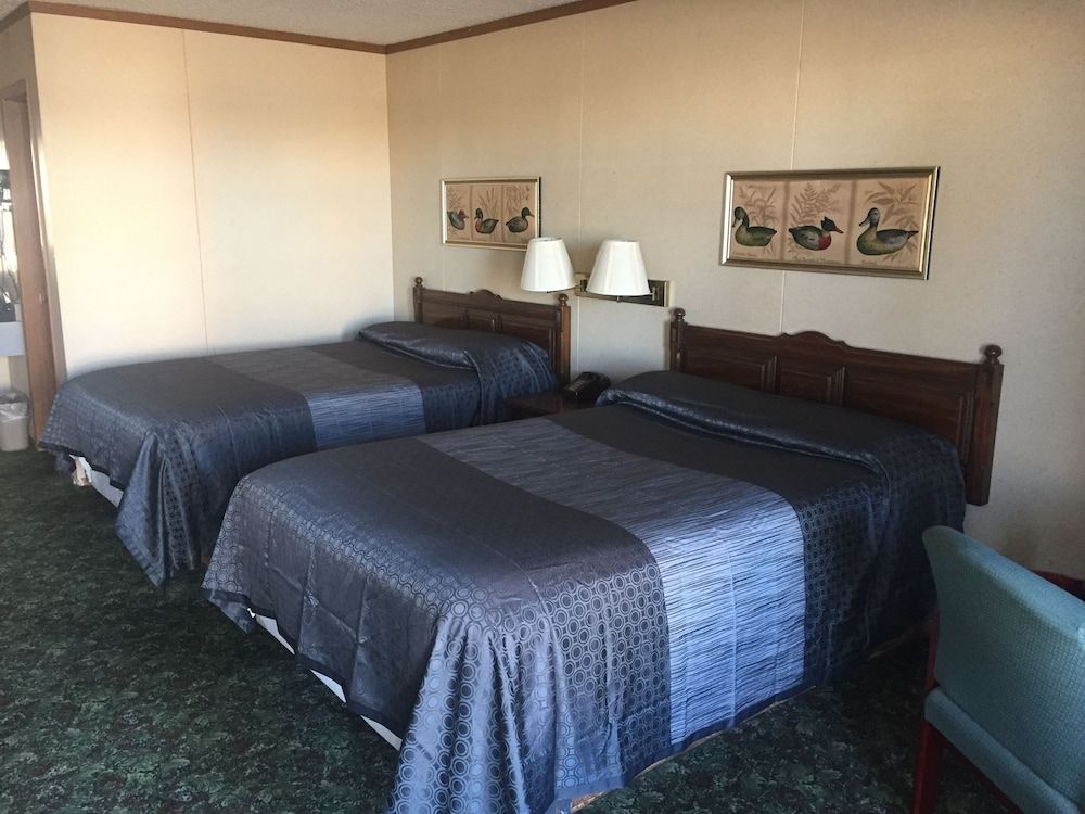 Heritage House Inn Double Room, 1 Queen Bed 3