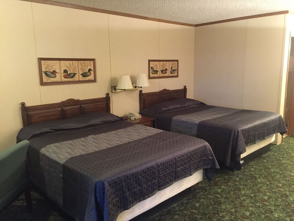 Heritage House Inn Double Room, 1 Queen Bed 4