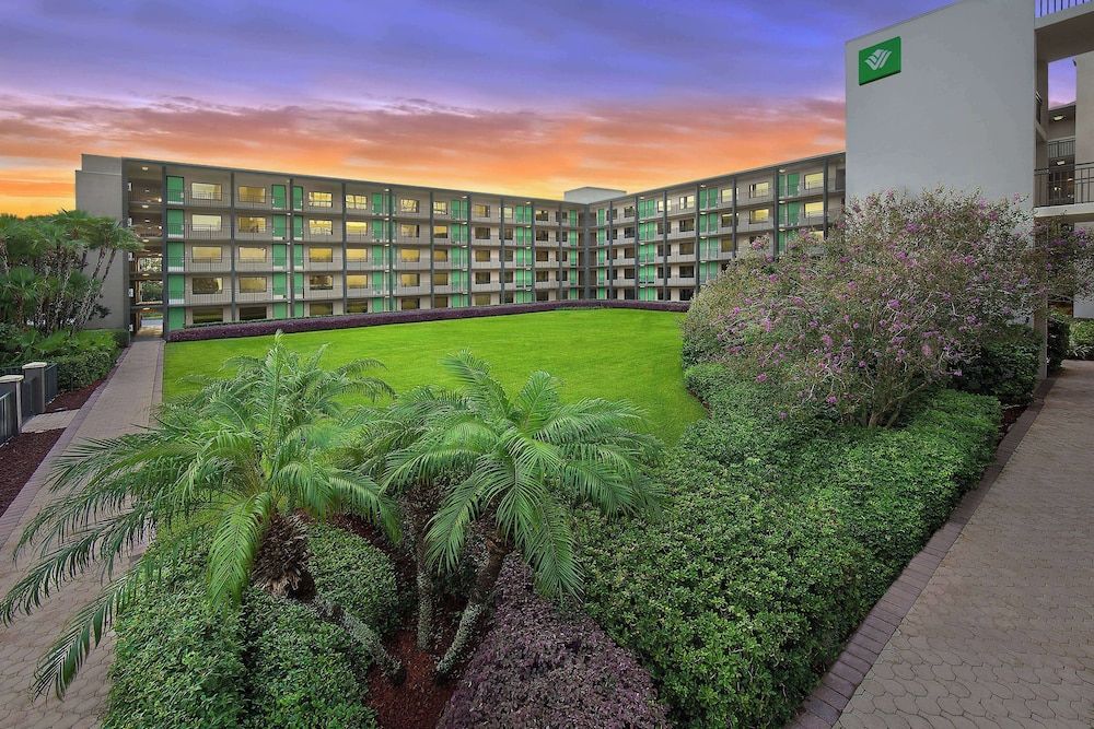 Wyndham Garden Lake Buena Vista – Disney Springs® Area