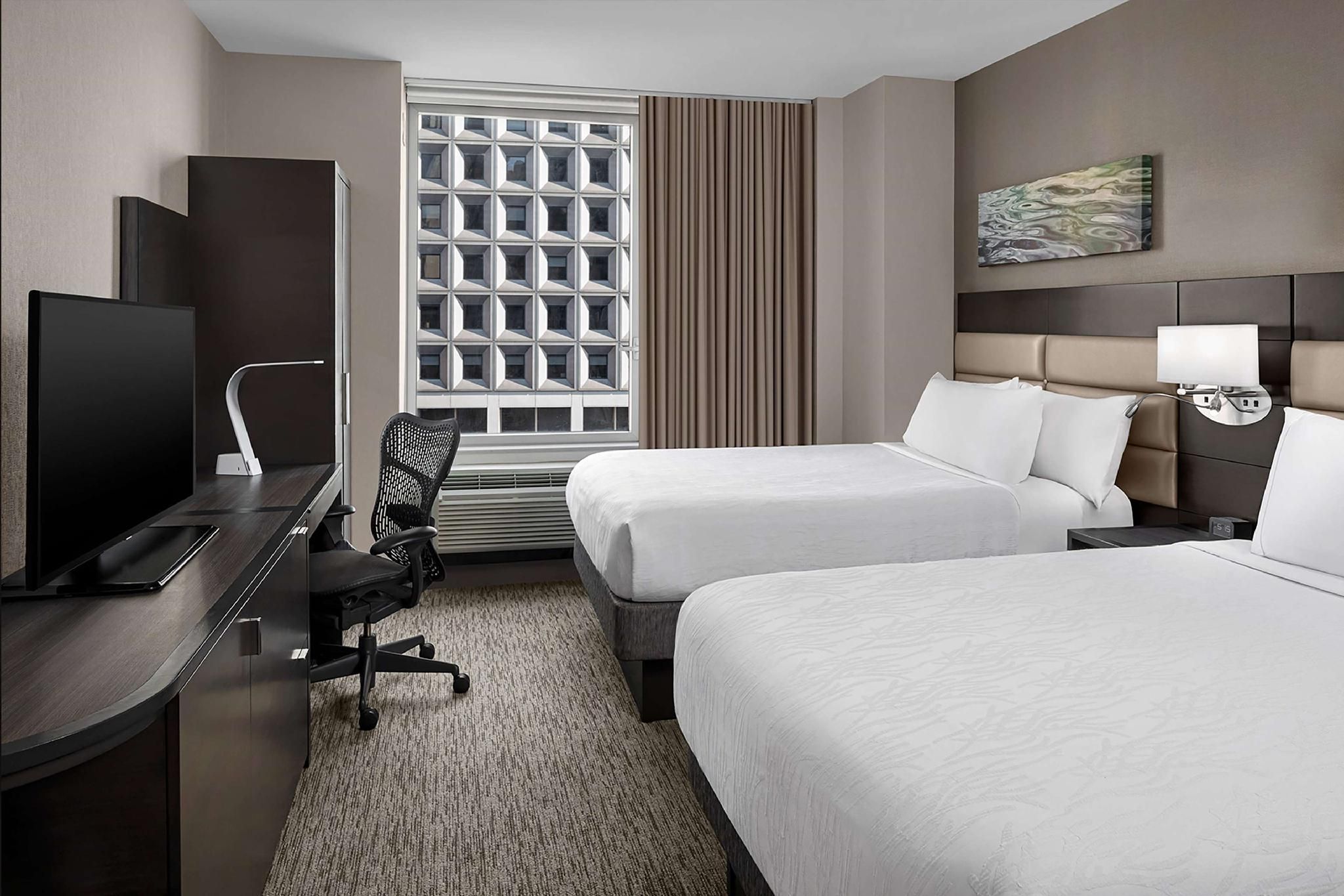 2 Double Beds