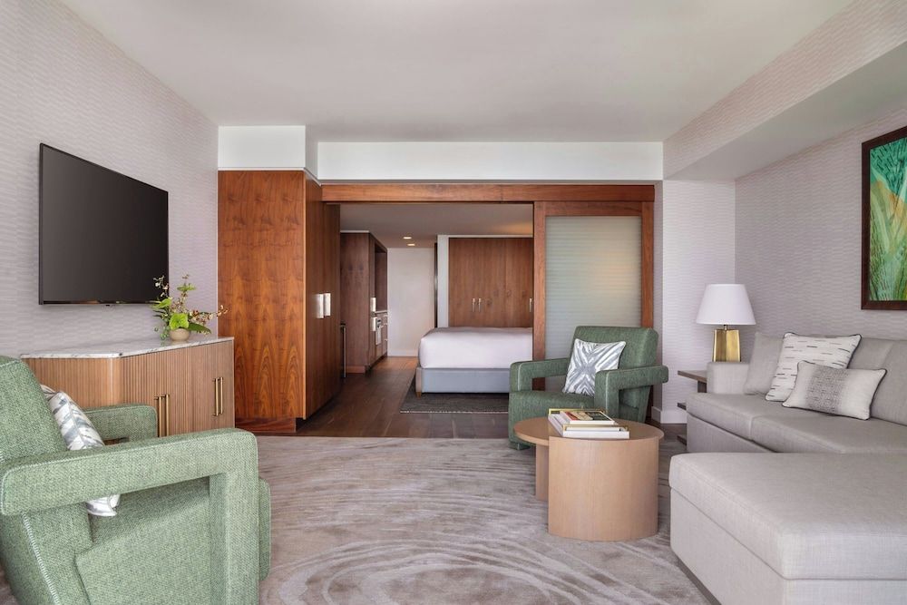 Grand Room, 1 King Bed with Sofa bed, Non Smoking, Ocean View