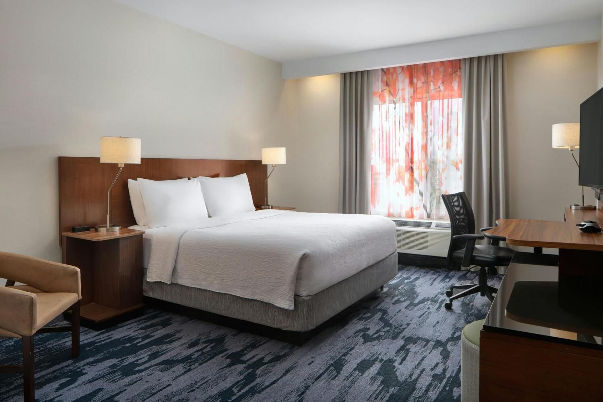 undefined Fairfield Inn & Suites by Marriott Niagara Falls 4